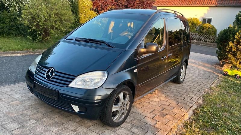 Schwarz Gebraucht 2005 Mercedes Vaneo Van / Kleinbus | 3.300 € (Fairer Preis) - Bild 1/4