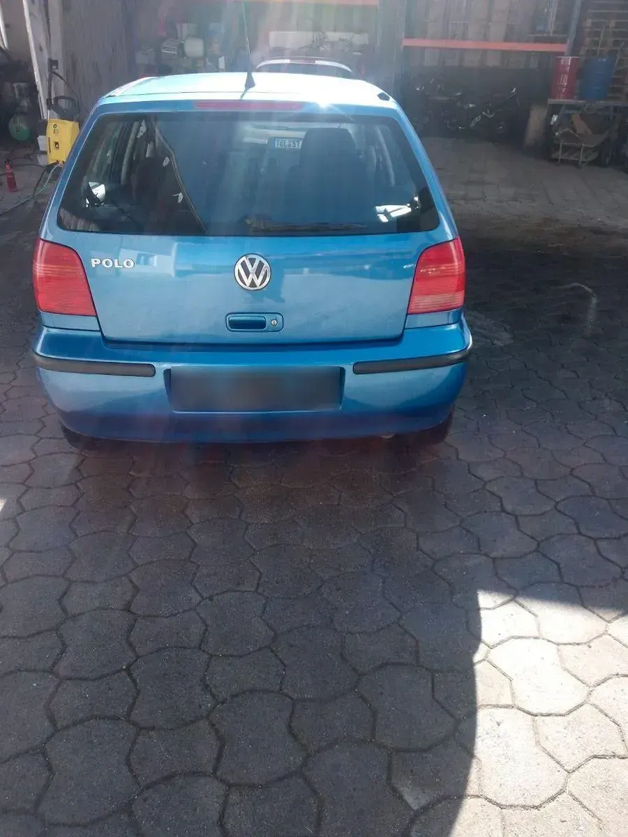 Gebraucht VW Polo 60 PS (44 kW) 2000 Blau Limousine