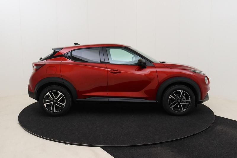 Neu Nissan Juke N-Connecta 143 PS (105 kW) 2026 Red fuji sunset SUV