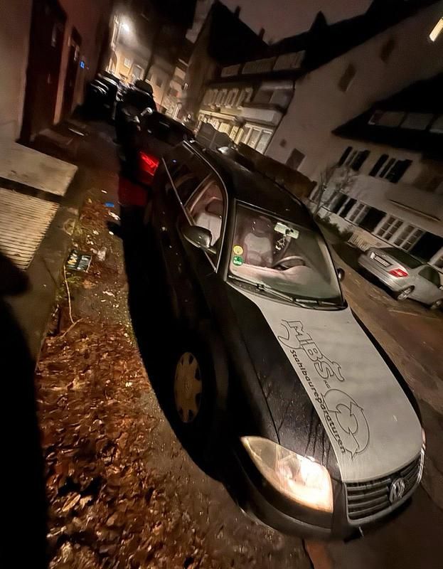 Gebraucht VW Passat 106 PS (77 kW) 2004 Schwarz Kombi