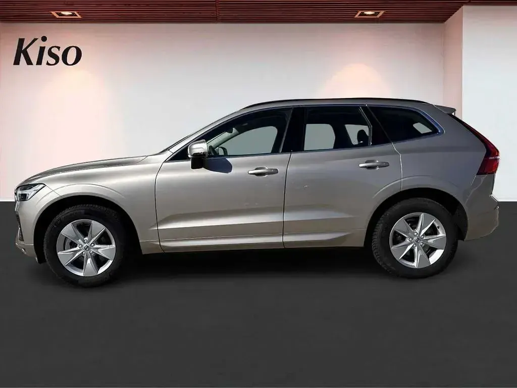 Gebraucht Volvo XC60 Core 197 PS (144 kW) 2024 Silber SUV