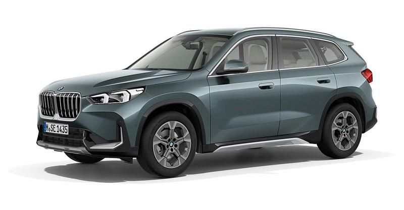 Grün Gebraucht 2025 BMW X1 Comfort Edition SUV | 39.830 € (Superpreis) - Bild 1/4