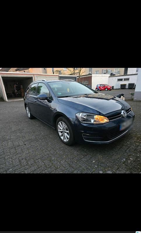Blau Gebraucht 2015 VW Golf VII LOUNGE Kombi | 7.000 € (Guter Preis) - Bild 1/4