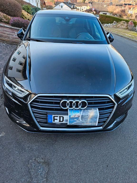 Gebraucht Audi A3 Sport 150 PS (110 kW) 2017 Schwarz Limousine