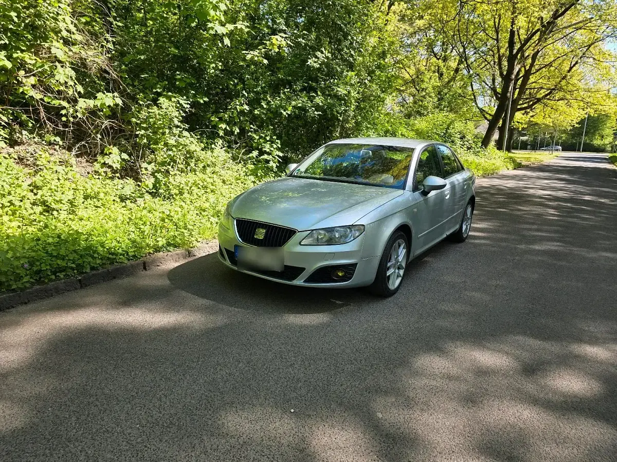Gebraucht Seat Exeo 170 PS (125 kW) 2010 Silber Limousine