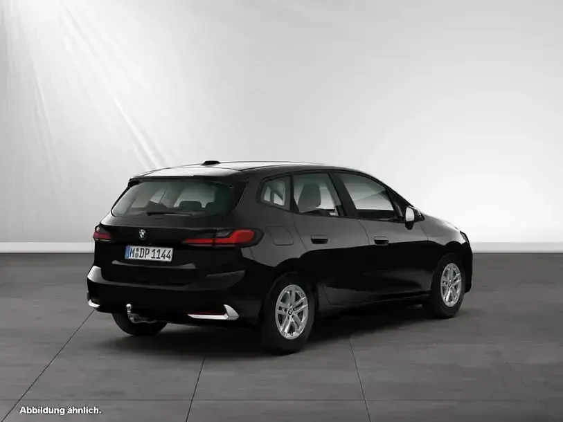 Gebraucht BMW 218 Active Tourer Luxury Line 136 PS (100 kW) 2022 Schwarz Van / Kleinbus