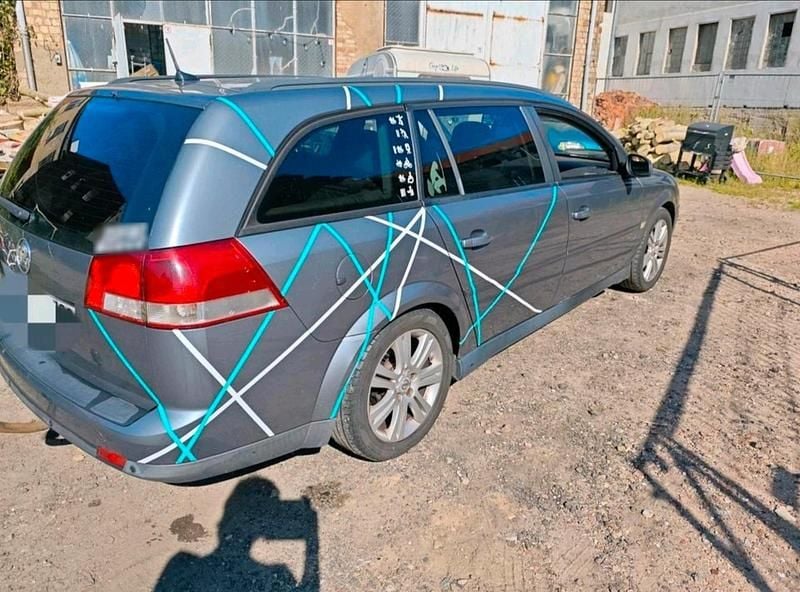 Gebraucht Opel Vectra 125 PS (91 kW) 2005 Grau Kombi