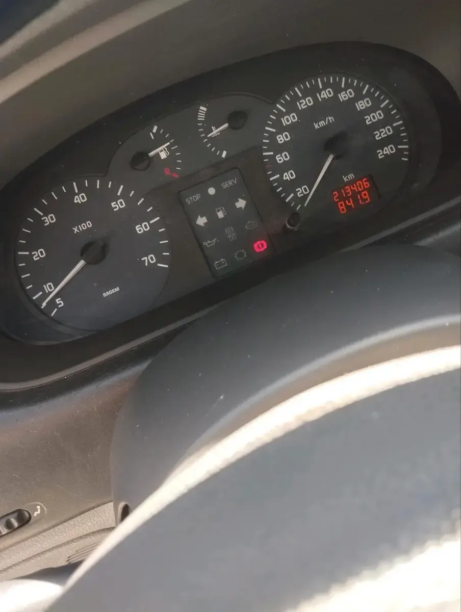 Używany Renault Scénic 95 KM (69 kW) 2002 Szary Minivan