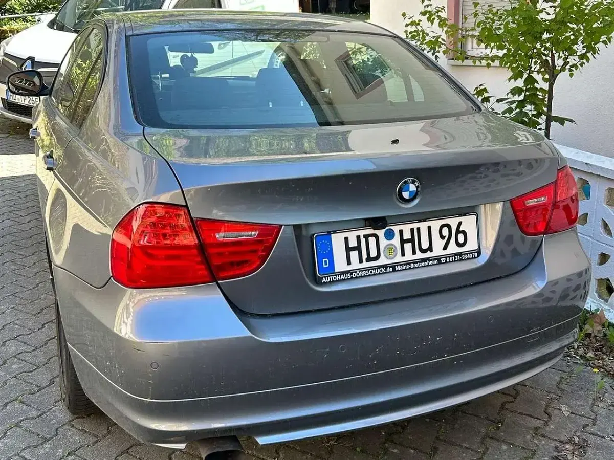 Gebraucht BMW 316 116 PS (85 kW) 2010 Limousine