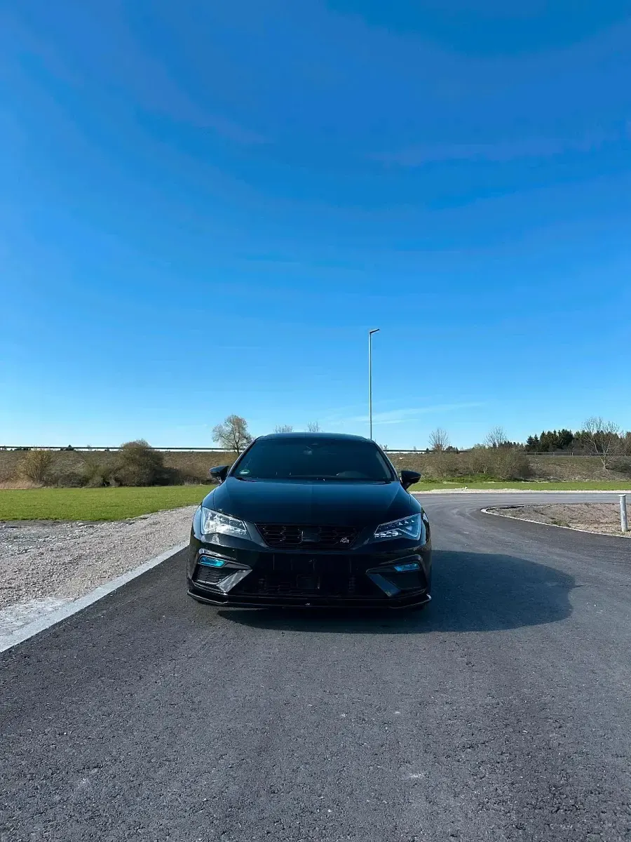 Gebraucht Seat Leon FR 190 PS (139 kW) 2019 Schwarz Kleinwagen