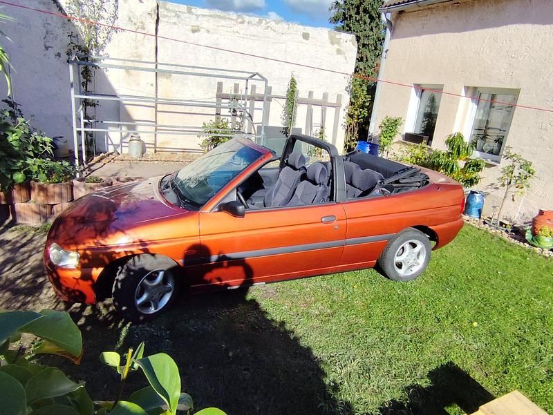 Andere farben Gebraucht 1996 Ford Escort Cabriolet Cabrio | 6.000 € - Bild 1/4
