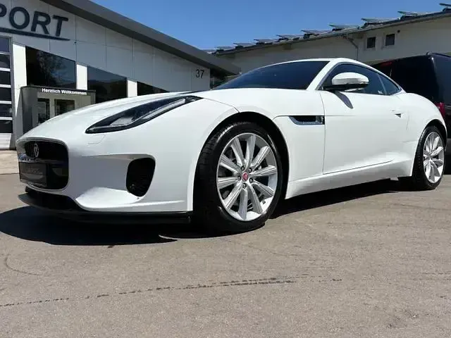 Gebraucht Jaguar F-Type 300 PS (220 kW) 2018 Weiß