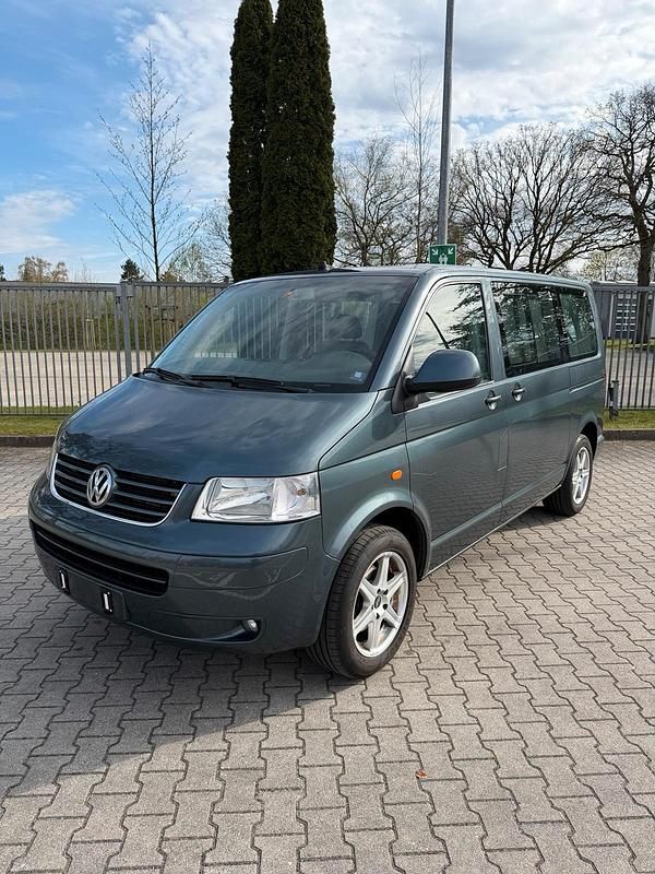 Usata VW Transporter 130 CV (95 kW) 2004 Grigio Furgone