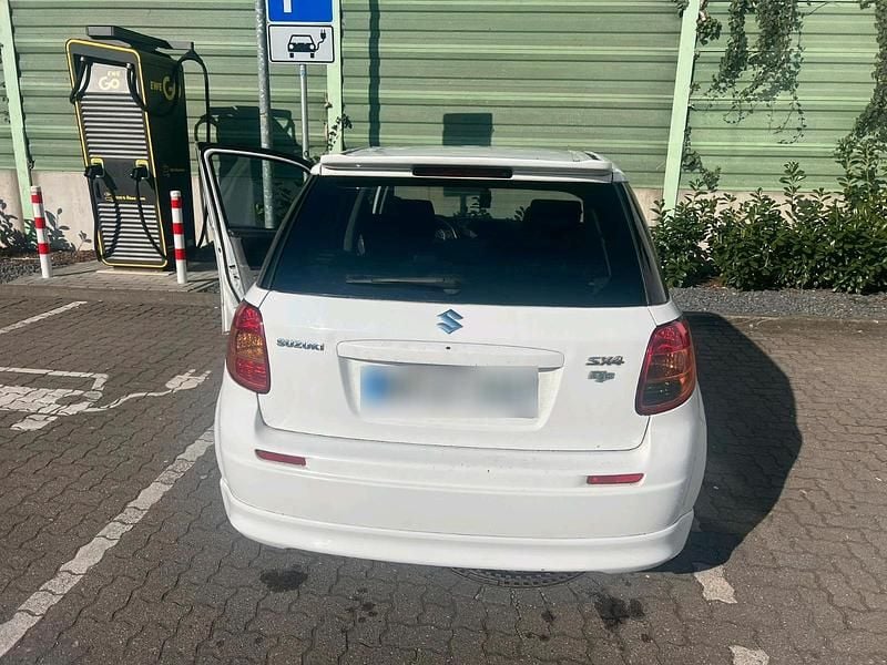 Gebraucht Suzuki SX4 2008 Weiß Kleinwagen