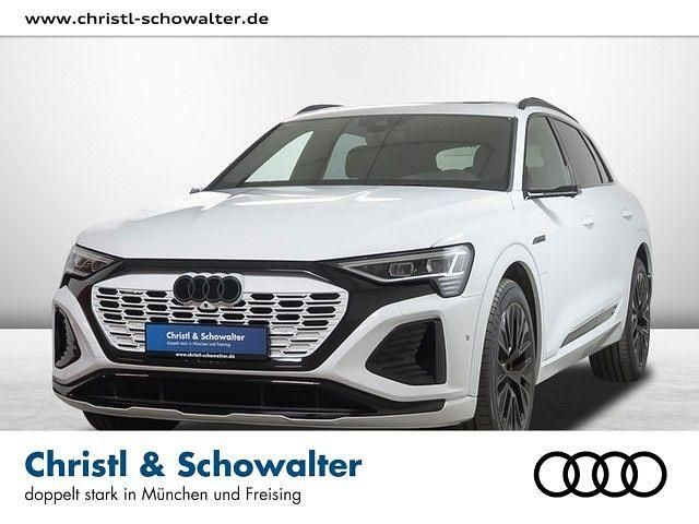 Gletscherweiss metallic Gebraucht 2023 Audi Q8 e-tron S-Line SUV | 59.911 € (Fairer Preis) - Bild 1/4