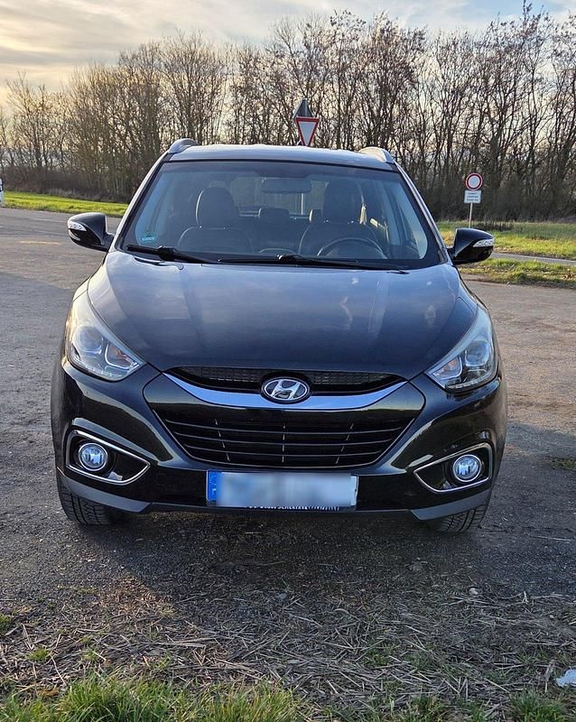 Gebraucht Hyundai ix35 135 PS (99 kW) 2015 Schwarz SUV
