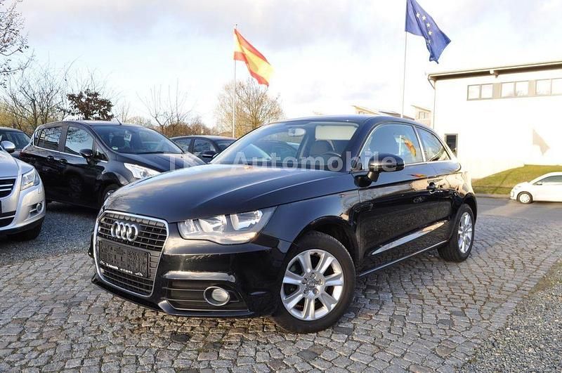Gebraucht Audi A1 Attraction 122 PS (89 kW) 2012 Schwarz Kleinwagen