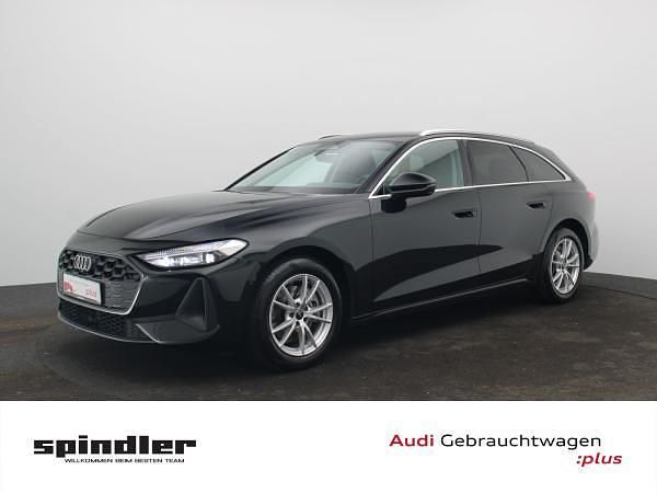 Schwarz (mythosschwarz metallic) Gebraucht 2025 Audi A5 Ambiente Kombi | 49.481 € (Superpreis) - Bild 1/4