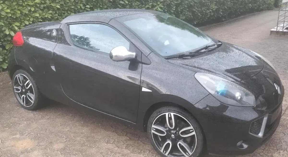 Second-hand Renault Wind 101 CP (74 kW) 2011 Negru Cabrio