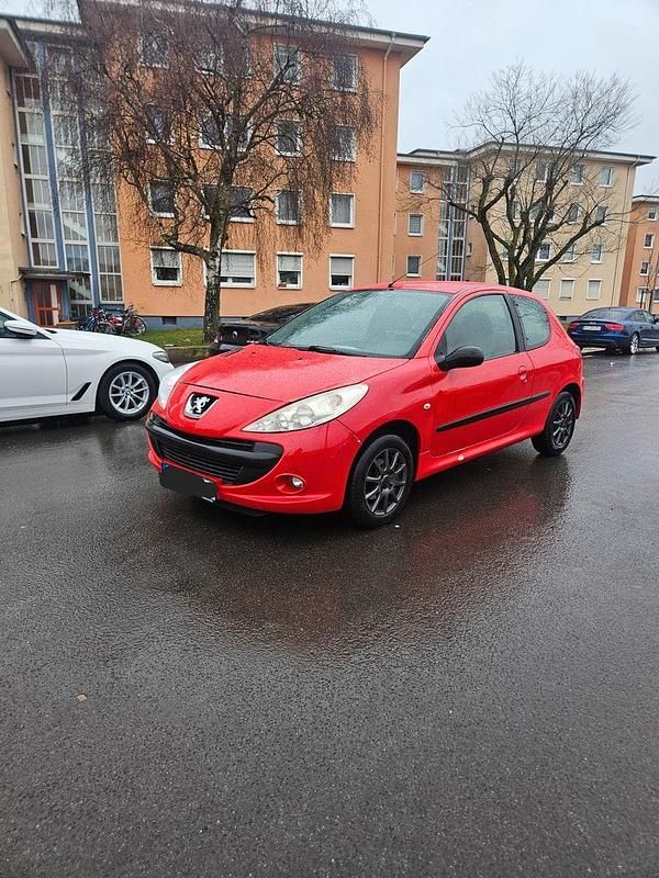 Gebraucht Peugeot 206 60 PS (44 kW) 2009 Rot Kleinwagen