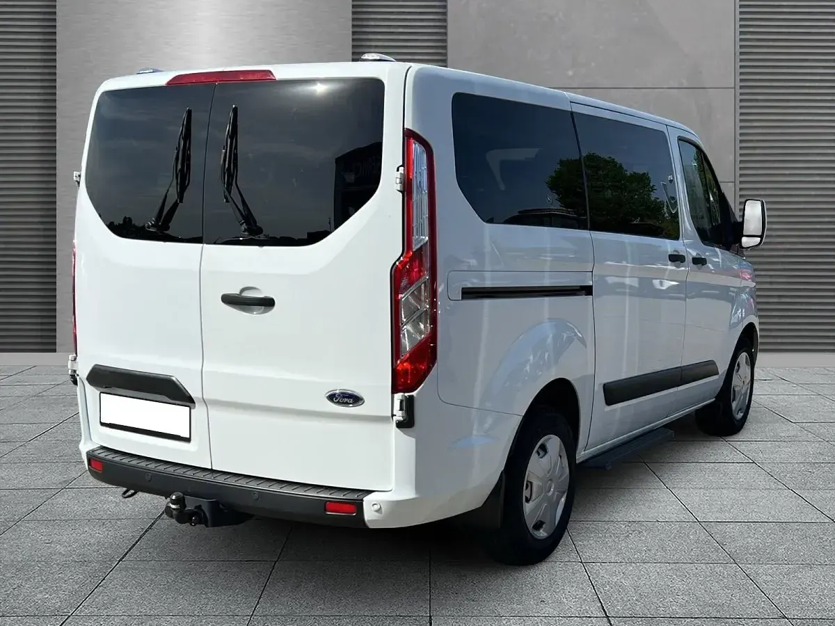 Gebraucht Ford Transit Custom Trend 105 PS (77 kW) 2021 Frostweiß Van / Kleinbus