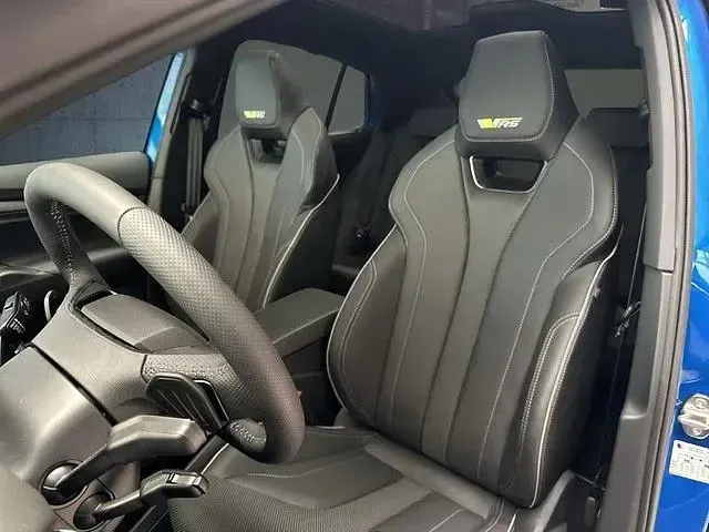 Gebraucht Skoda Enyaq iV RS 219 kW (299 PS) 2025 Raceblau (metallic) SUV