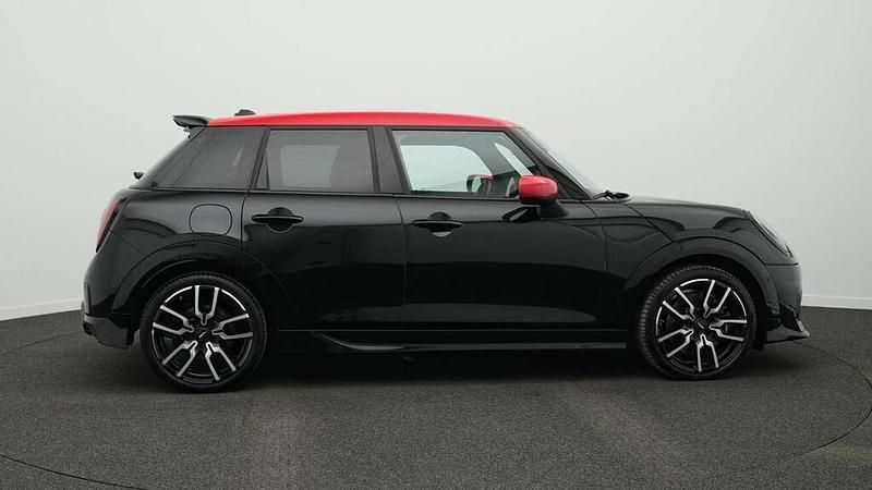 Gebraucht Mini John Cooper Works 204 PS (150 kW) 2024 Schwarz Kleinwagen