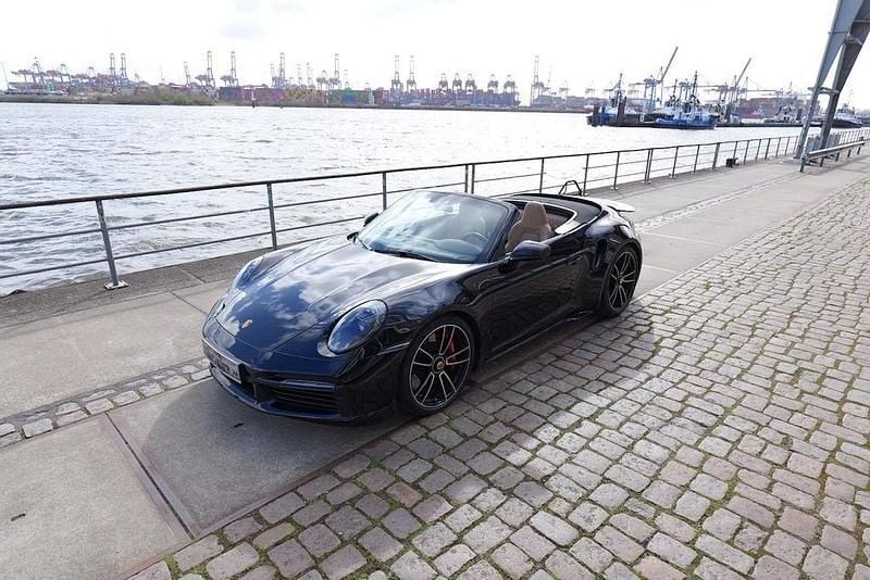 Gebraucht Porsche 992 581 PS (427 kW) 2021 Schwarz Cabrio