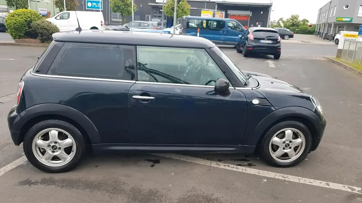 Gebraucht Mini ONE 95 PS (69 kW) 2008 Schwarz Kleinwagen