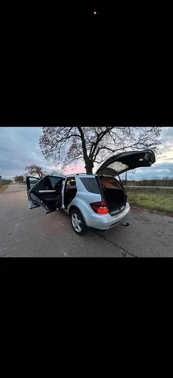 Gebraucht Mercedes ML320 224 PS (164 kW) 2006 Grau SUV