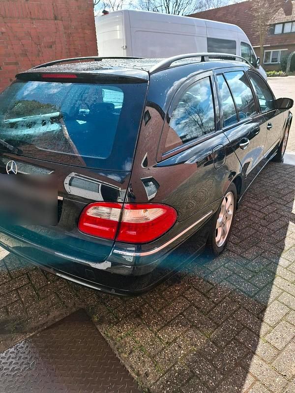 Gebraucht Mercedes E320 226 PS (166 kW) 2004 Schwarz Kombi