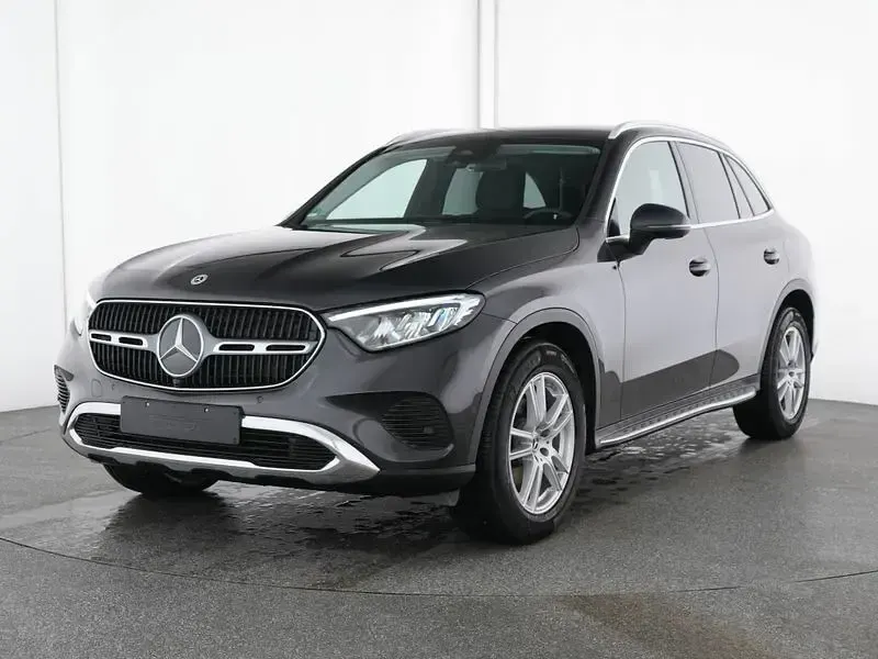 Gebraucht Mercedes GLC220 Advanced Plus 197 PS (144 kW) 2025 lack graphitgrau SUV