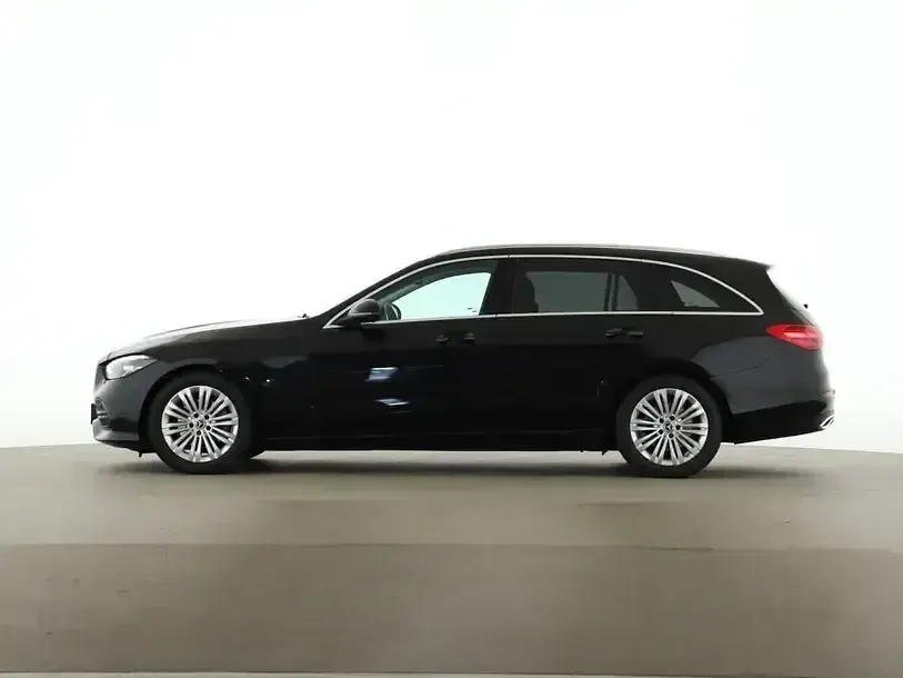 Gebraucht Mercedes C180 Avantgarde 360 PS (264 kW) 2025 Schwarz Limousine