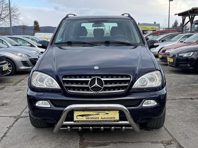 Gebraucht Mercedes ML270 163 PS (119 kW) 2003 Blau SUV