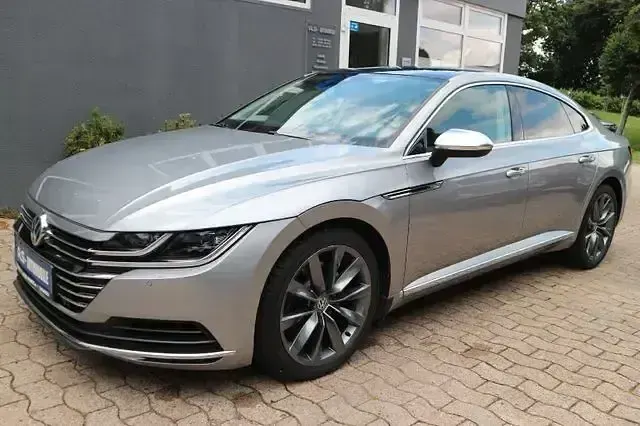 Gebraucht VW Arteon Elegance 239 PS (175 kW) 2017 Silber Kleinwagen