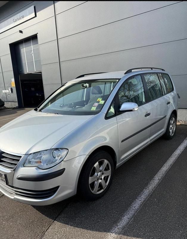 Gebraucht VW Touran 105 PS (77 kW) 2008 Silber Van / Kleinbus