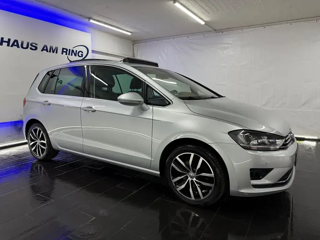 Gebraucht VW Golf Sportsvan Highline 125 PS (91 kW) 2014 Silber Van / Kleinbus