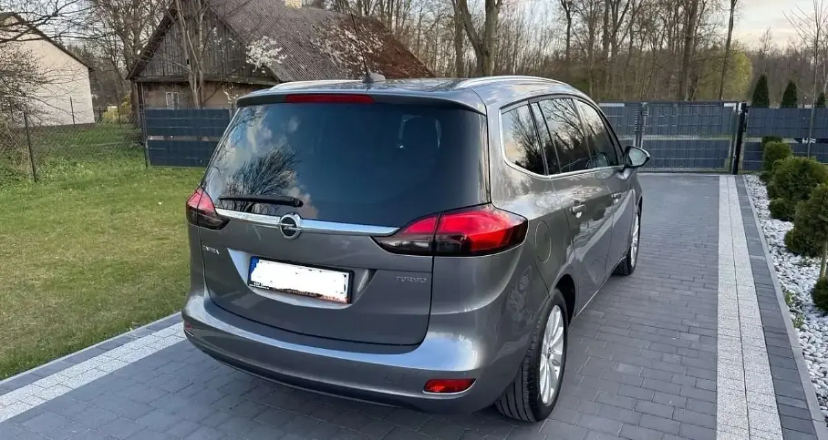 Gebraucht Opel Zafira Innovation 140 PS (102 kW) 2017 Grau Van / Kleinbus