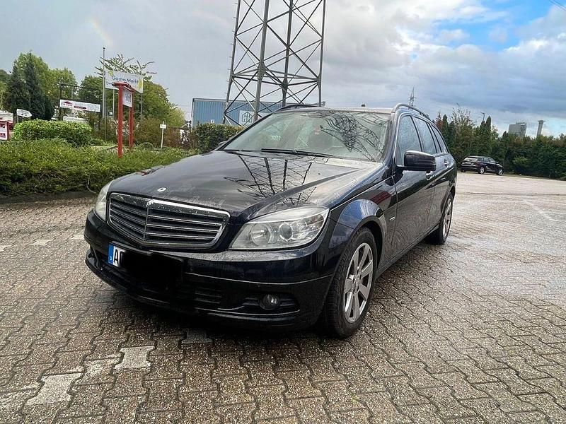 Schwarz Gebraucht 2010 Mercedes C200 Kombi | 4.300 € (Superpreis) - Bild 1/4