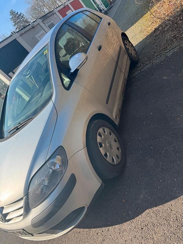 Gebraucht VW Golf IV 109 PS (80 kW) 2005 Silber Limousine