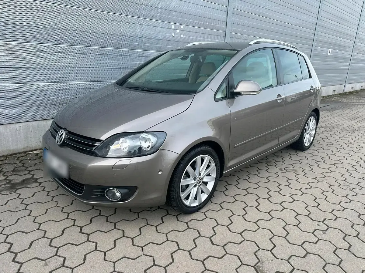 Gebraucht VW Golf VI 122 PS (89 kW) 2010 Braun Kleinwagen