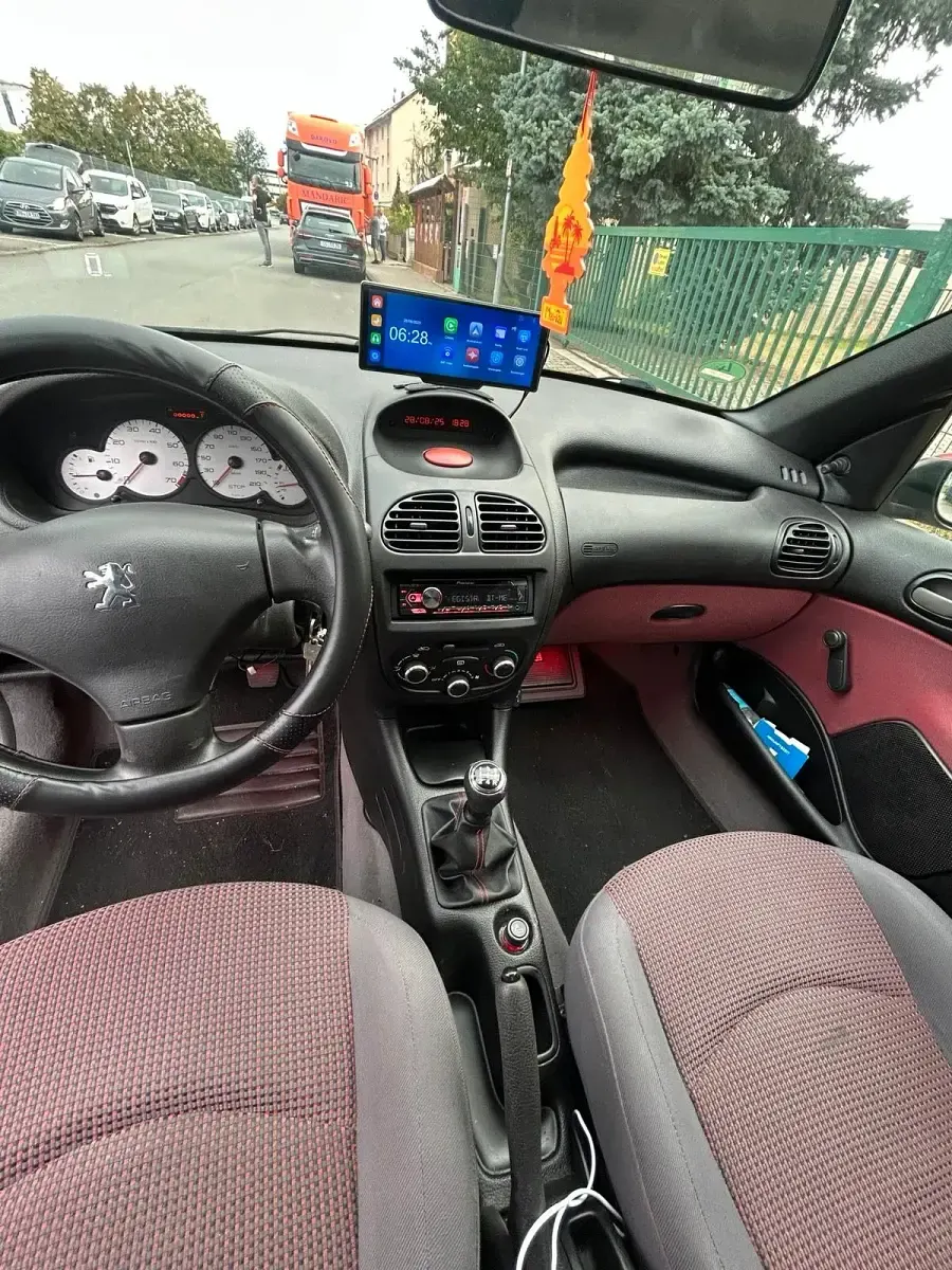 Gebraucht Peugeot 206 60 PS (44 kW) 2002 Rot Kleinwagen