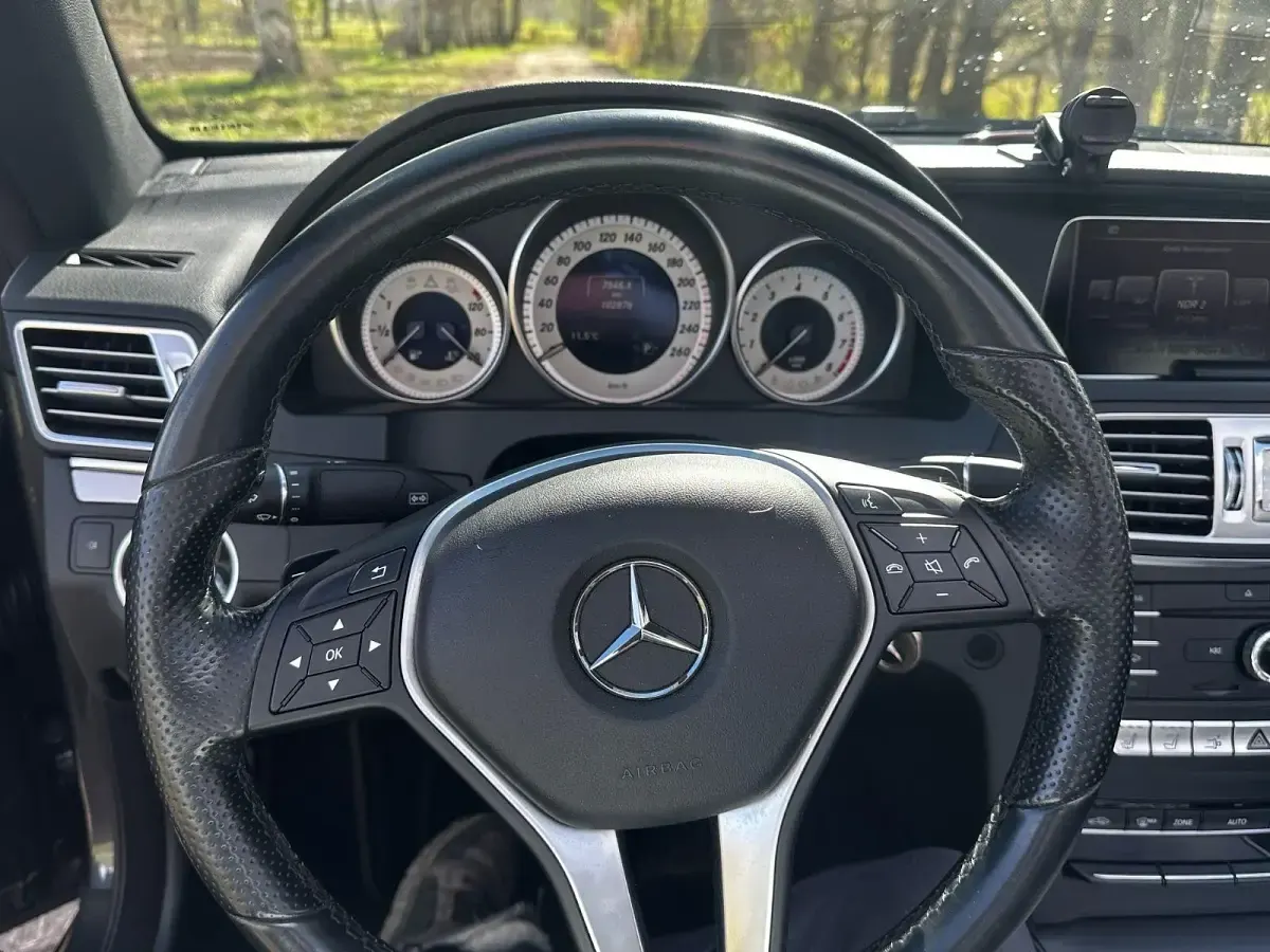 Second-hand Mercedes E200 184 CP (135 kW) 2015 Gri Cabrio