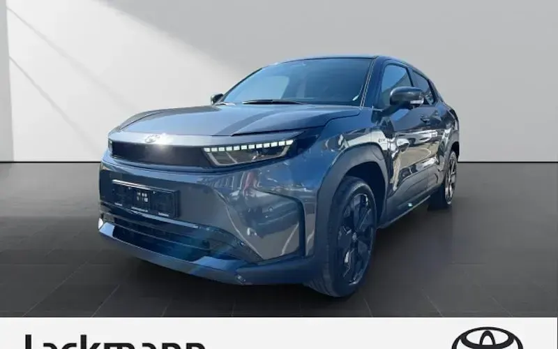 Gebraucht Toyota Urban Cruiser Lounge 128 kW (175 PS) 2026 SUV