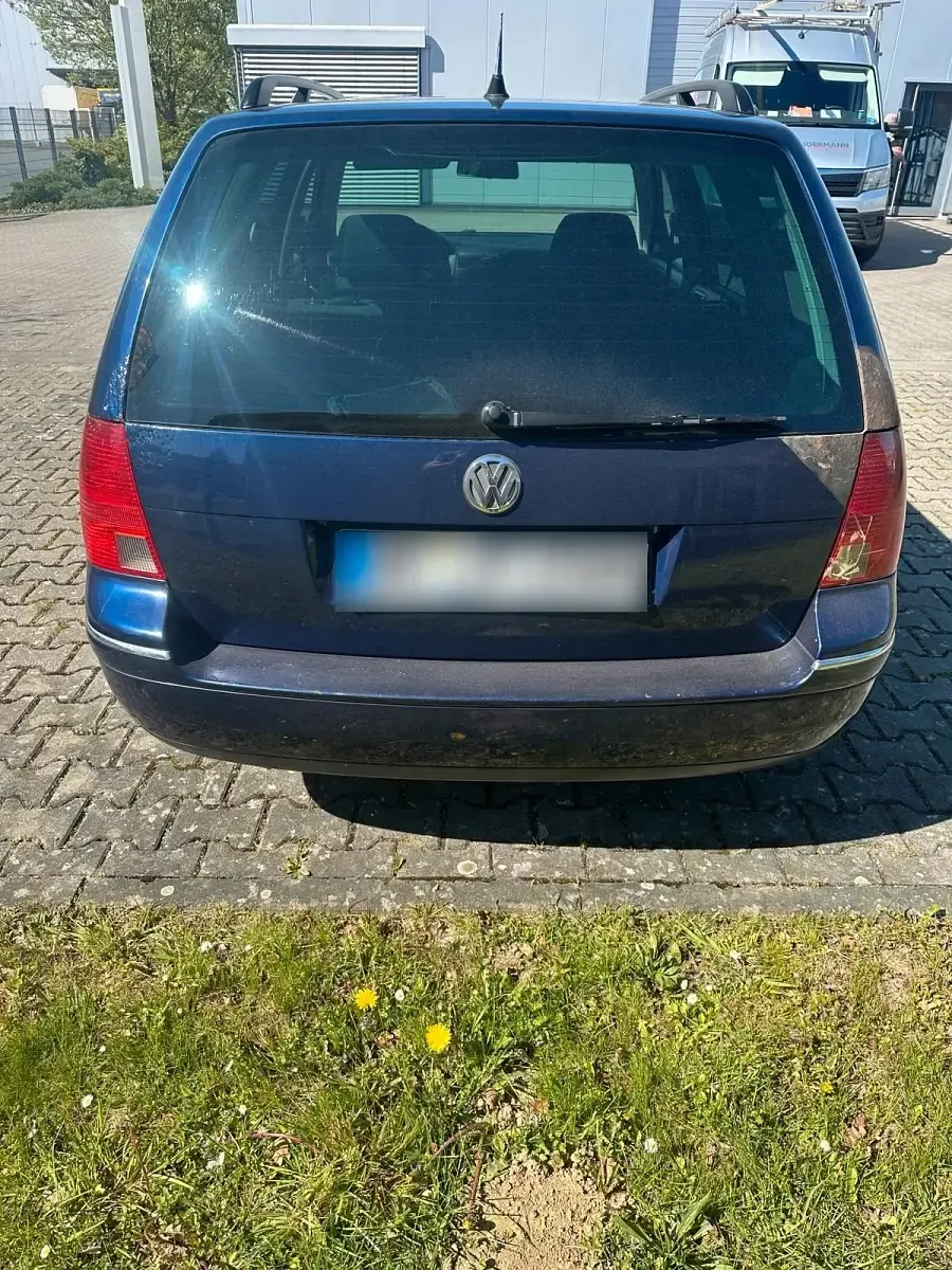 Gebraucht VW Bora 106 PS (77 kW) 2002 Blau Kombi