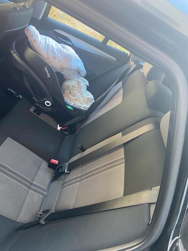 Gebraucht BMW X1 175 PS (128 kW) 2011 Schwarz SUV