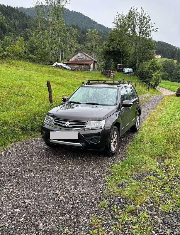 Gebraucht 2013 Suzuki Grand Vitara Comfort SUV | 11.200 € (Fairer Preis) - Bild 1/4