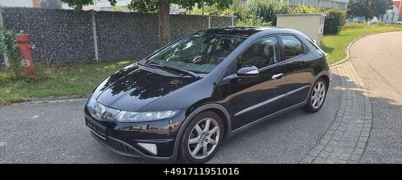 Schwarz Gebraucht 2007 Honda Civic Executive Limousine | 5.990 € (Fairer Preis) - Bild 1/4