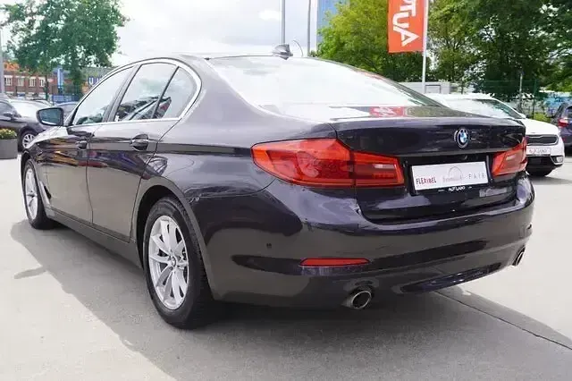 Gebraucht BMW 520 184 PS (135 kW) 2018 Grau Limousine