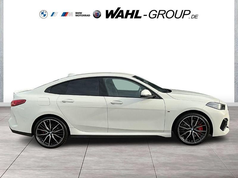 Gebraucht BMW 220 Comfort Edition 178 PS (130 kW) 2023 Weiß Coupé